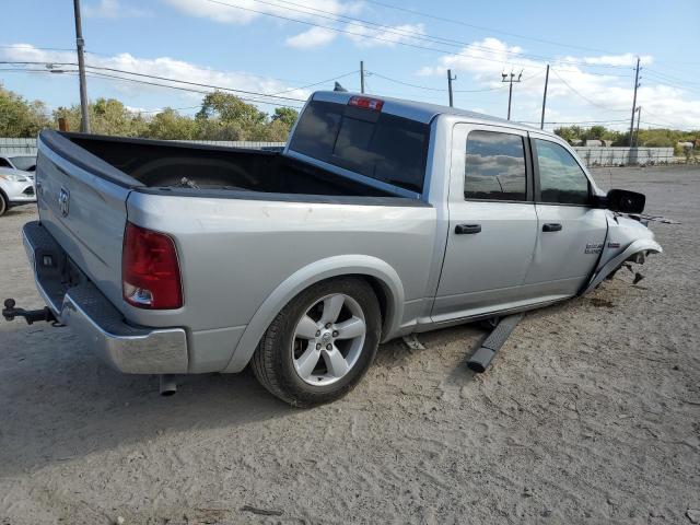 1C6RR6LT6FS639607 - 2015 RAM 1500 SLT SILVER photo 3