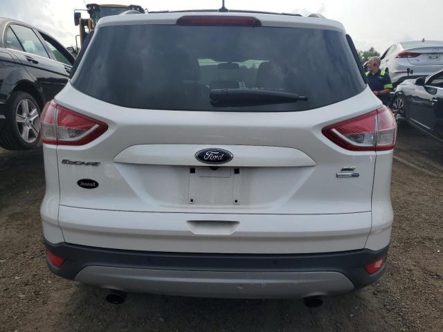 1FMCU9G98FUB76916 - 2015 FORD ESCAPE SE WHITE photo 6