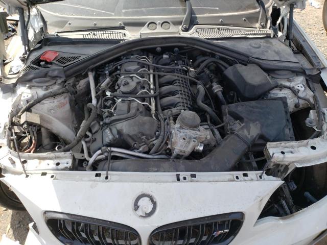 WBS1J5C54JVD37275 - 2018 BMW M2 WHITE photo 11