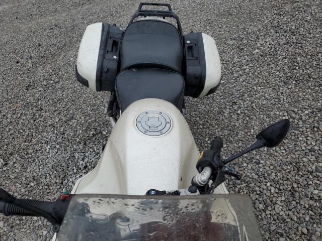 WB1041603R0310347 - 1994 BMW R1100 RS WHITE photo 5