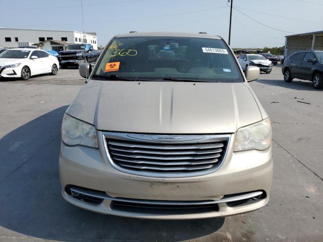 2C4RC1BG4DR621106 - 2013 CHRYSLER TOWN & COU TOURING 金色 照片 5