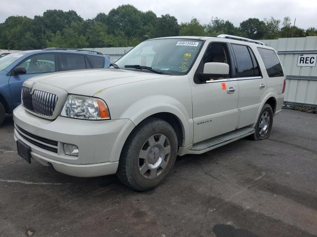 5LMFU27545LJ06123 - 2005 LINCOLN NAVIGATOR WHITE photo 1