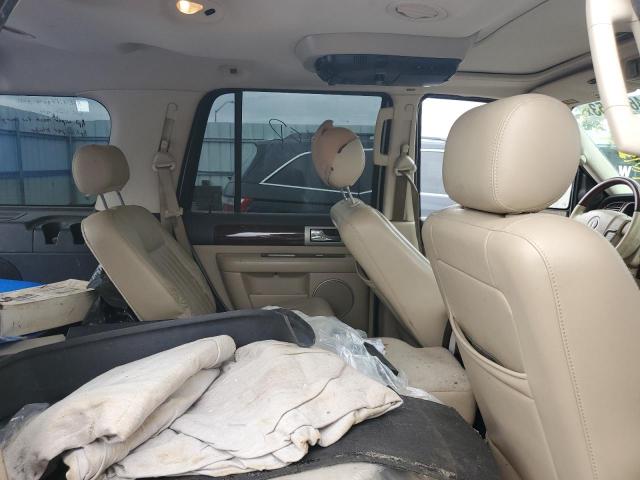 5LMFU27545LJ06123 - 2005 LINCOLN NAVIGATOR 白色 照片 10