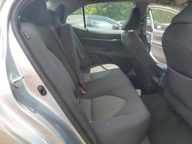 4T1R11AK2PU832612 - 2023 TOYOTA CAMRY LE SILVER photo 10