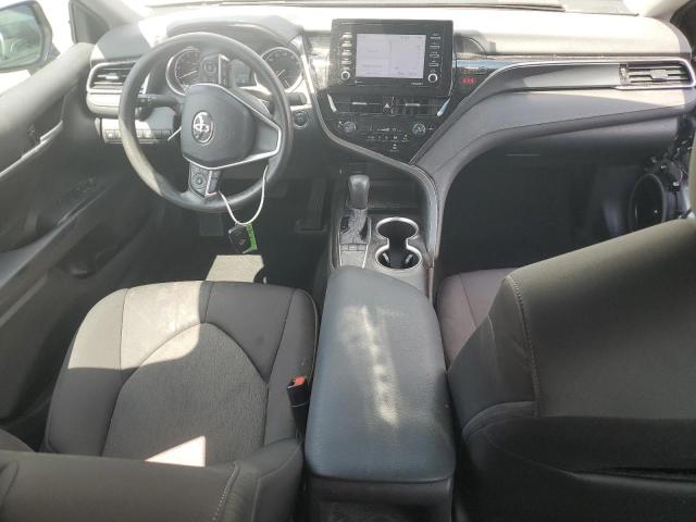 4T1R11AK2PU832612 - 2023 TOYOTA CAMRY LE SILVER photo 8