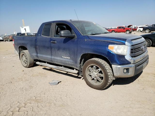 5TFRM5F14FX093498 - 2015 TOYOTA TUNDRA DOUBLE CAB SR/SR5 BLUE photo 4