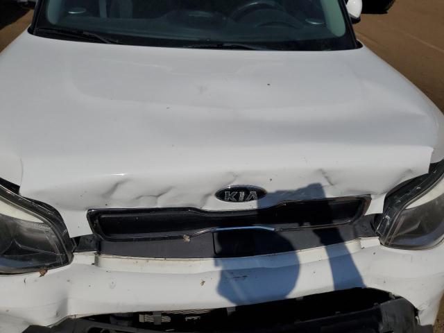 KNDJN2A24F7221649 - 2015 KIA SOUL WHITE photo 11