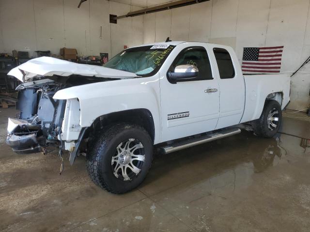 1GCRKREAXDZ241587 - 2013 CHEVROLET SILVERADO K1500 LS WHITE photo 1