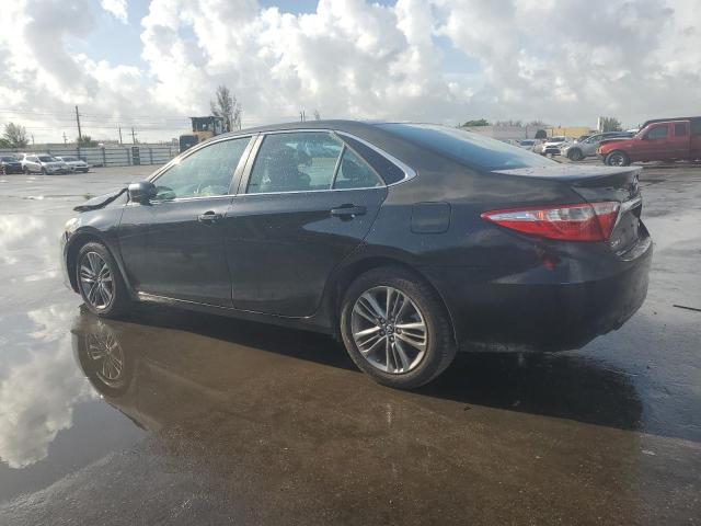 4T1BF1FK0GU266834 - 2016 TOYOTA CAMRY LE BLACK photo 2