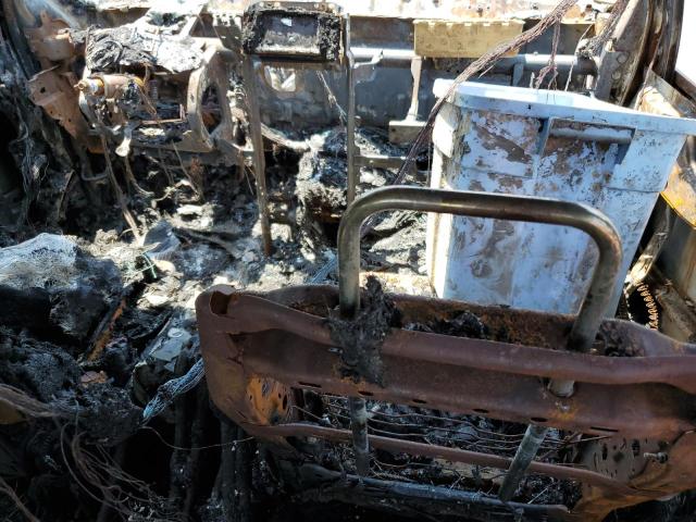 2C4RC1CG6ER249560 - 2014 CHRYSLER TOWN & COU TOURING L WHITE photo 8