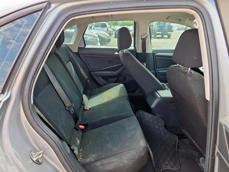 3VWCB7BUXKM201787 - 2019 VOLKSWAGEN JETTA S 银色 照片 10