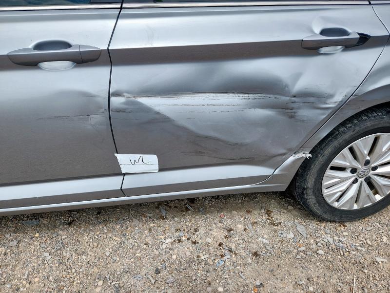 3VWCB7BUXKM201787 - 2019 VOLKSWAGEN JETTA S 银色 照片 12