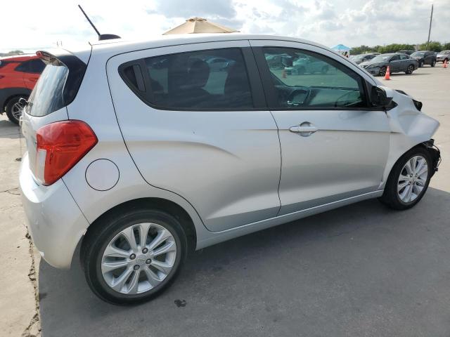 KL8CD6SA3HC823437 - 2017 CHEVROLET SPARK 1LT SILVER photo 3