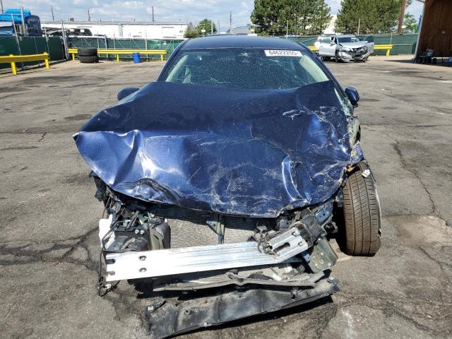 5YFEPMAE3MP186180 - 2021 TOYOTA COROLLA LE ლურჯი ფოტო 5