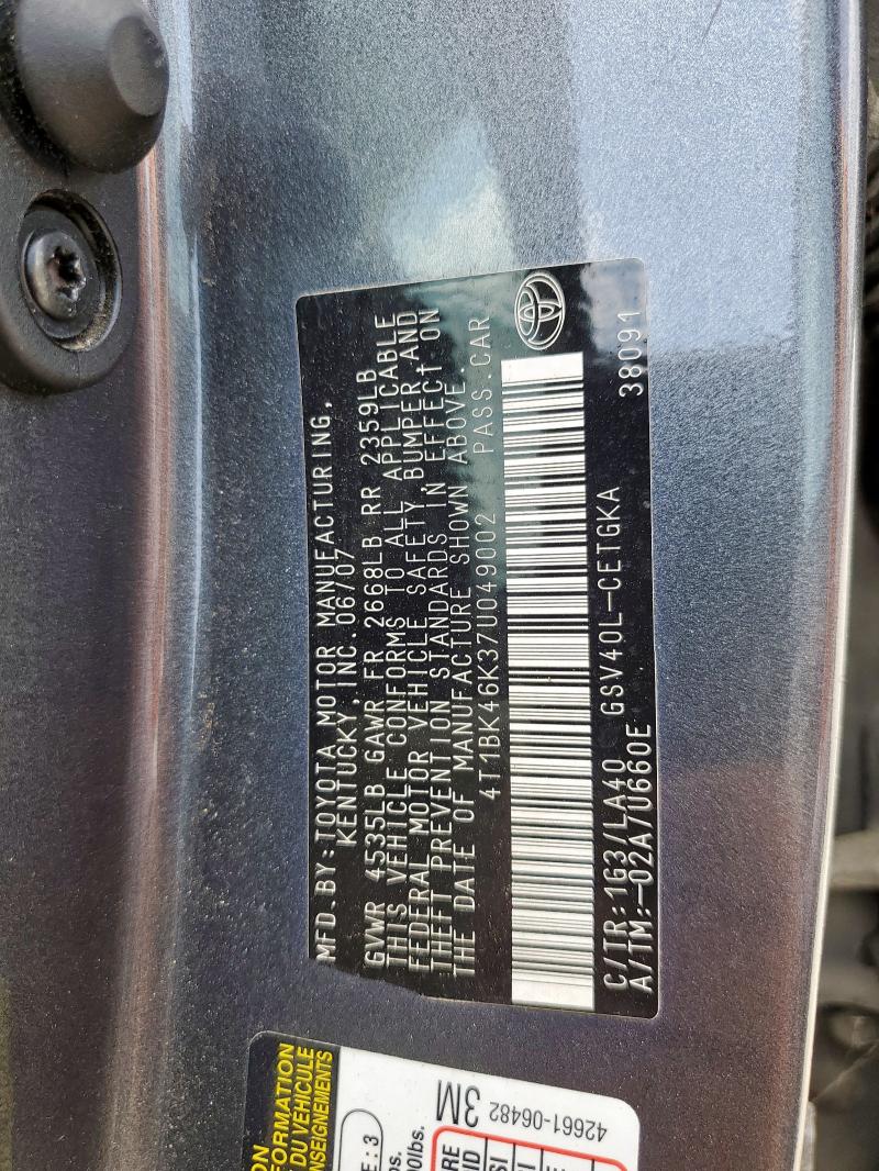 4T1BK46K37U049002 - 2007 TOYOTA CAMRY LE Մոխրագույն լուսանկար 13