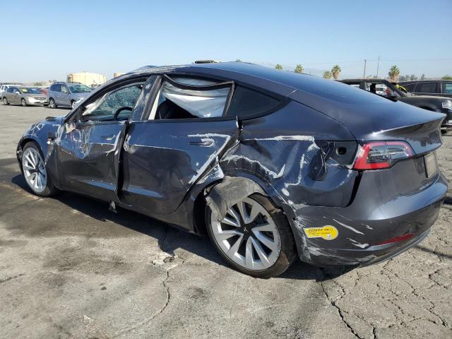 5YJ3E1EA2NF209562 - 2022 TESLA MODEL 3 Gris photo 2