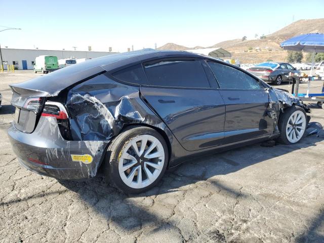 5YJ3E1EA2NF209562 - 2022 TESLA MODEL 3 Gris photo 3