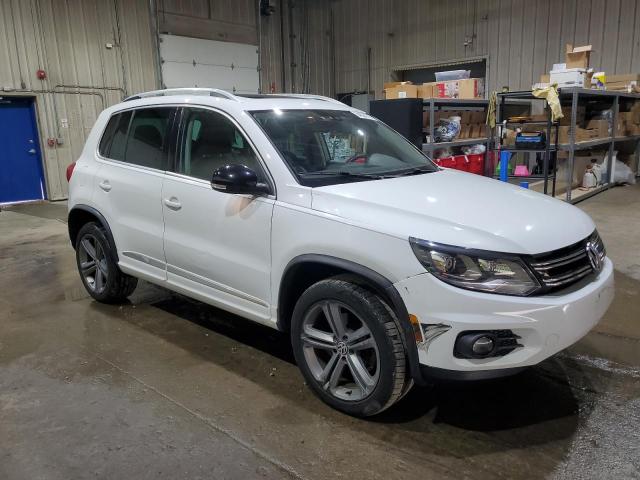 WVGUV7AX9HK022730 - 2017 VOLKSWAGEN TIGUAN SPORT 白色 照片 4