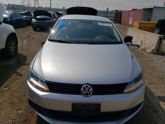 3VW2K7AJ8EM291173 - 2014 VOLKSWAGEN JETTA BASE 银色 照片 5