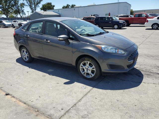 3FADP4BJ5FM136372 - 2015 FORD FIESTA SE GRAY photo 4