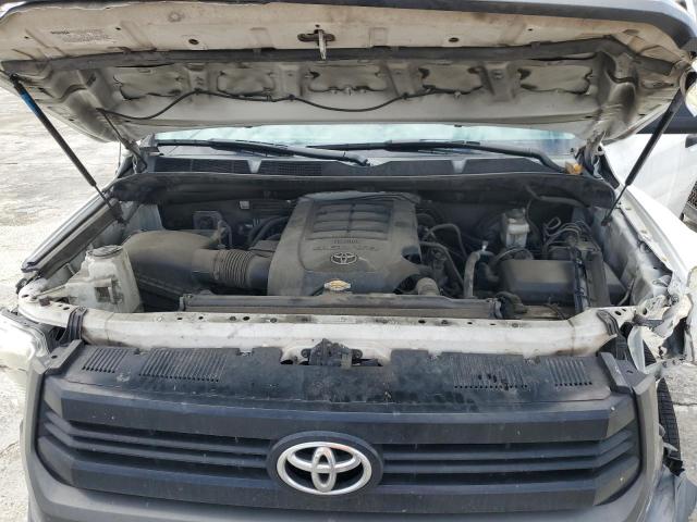 5TFRM5F10HX114205 - 2017 TOYOTA TUNDRA DOUBLE CAB SR/SR5 WHITE photo 11