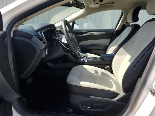 3FA6P0HDXKR170050 - 2019 FORD FUSION SE თეთრი ფოტო 7