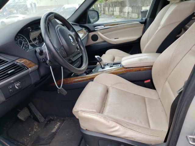 5UXZV8C5XBL418516 - 2011 BMW X5 XDRIVE50I SILVER photo 7