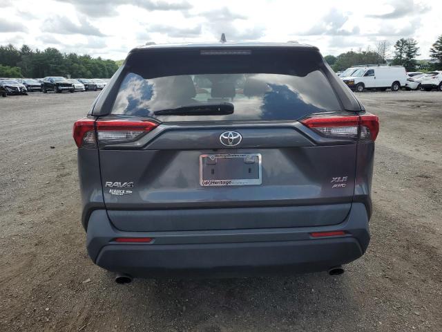 2T3P1RFV5LC064412 - 2020 TOYOTA RAV4 XLE GRAY photo 6