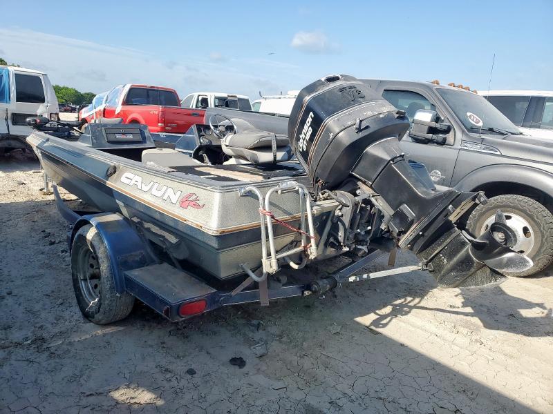 MBVS4082A191 - 1991 CAJUN BOATS/MASTERCRAFTER BOAT BLUE photo 3