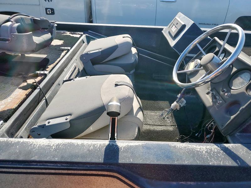 MBVS4082A191 - 1991 CAJUN BOATS/MASTERCRAFTER BOAT BLUE photo 6