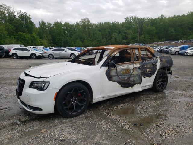 N0V1N64631093 - 2019 CHRYSLER 300 TOURIN WHITE photo 1