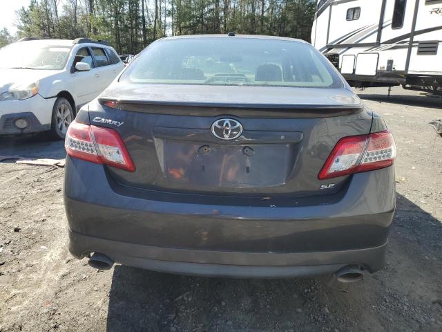 4T1BK3EKXBU124010 - 2011 TOYOTA CAMRY SE GRAY photo 6