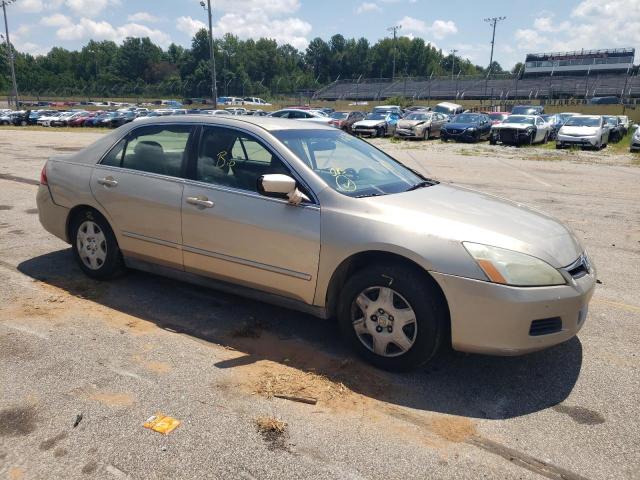 1HGCM56467A002902 - 2007 HONDA ACCORD LX GOLD photo 4