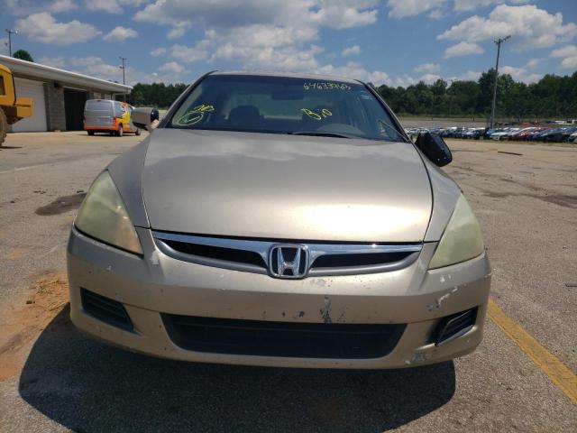 1HGCM56467A002902 - 2007 HONDA ACCORD LX GOLD photo 5