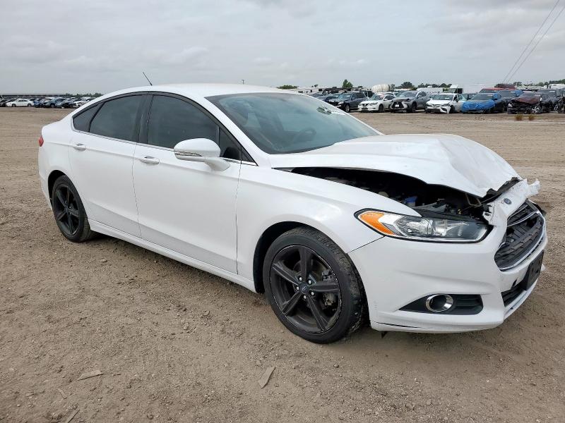 3FA6P0H73GR396321 - 2016 FORD FUSION SE WHITE photo 4