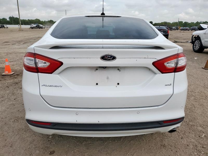 3FA6P0H73GR396321 - 2016 FORD FUSION SE WHITE photo 6