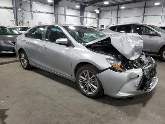 4T1BF1FK3GU117947 - 2016 TOYOTA CAMRY LE SILVER photo 4