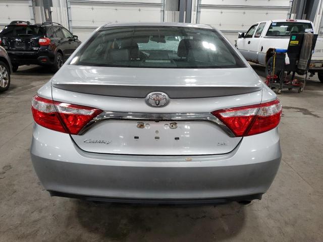 4T1BF1FK3GU117947 - 2016 TOYOTA CAMRY LE SILVER photo 6