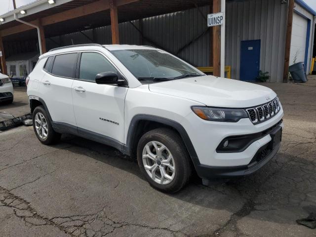 3C4NJDBN1ST517400 - 2025 JEEP COMPASS LATITUDE WHITE photo 4