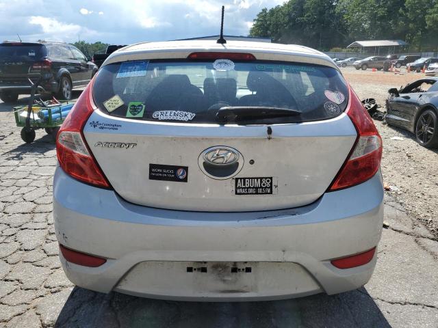 KMHCT5AE2FU225061 - 2015 HYUNDAI ACCENT GS ვერცხლისფერი ფოტო 6