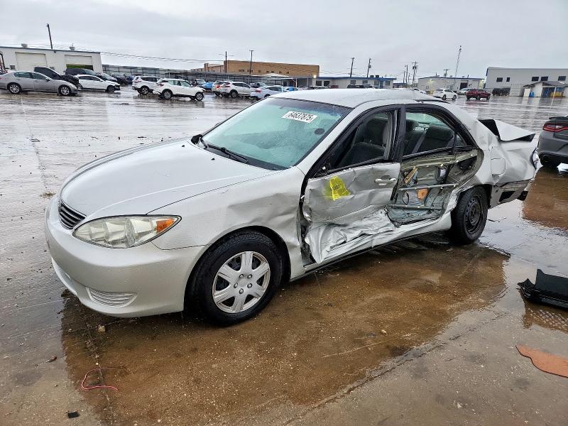 2006 TOYOTA CAMRY LE, 