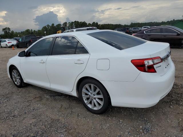 4T4BF1FK4ER337407 - 2014 TOYOTA CAMRY L WHITE photo 2