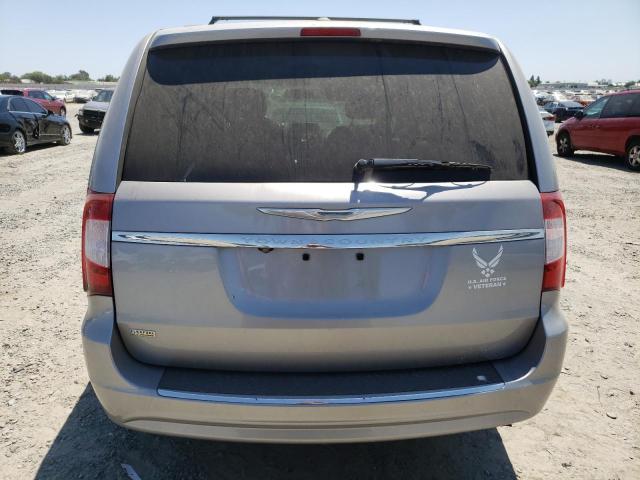2C4RC1BG1DR722152 - 2013 CHRYSLER TOWN & COU TOURING ვერცხლისფერი ფოტო 6