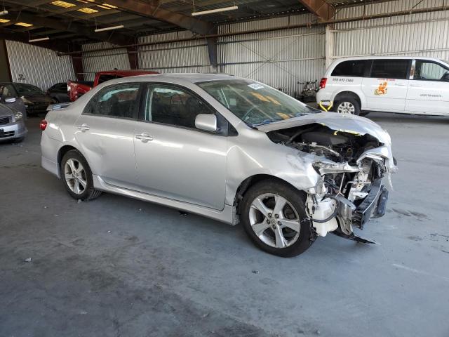5YFBU4EE4CP036129 - 2012 TOYOTA COROLLA BASE ვერცხლისფერი ფოტო 4