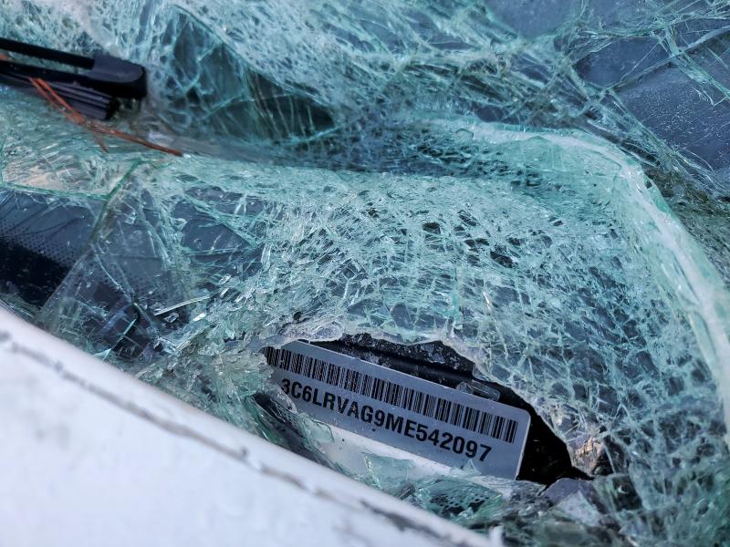 3C6LRVAG9ME542097 - 2021 RAM PROMASTER 1500 STANDARD WHITE photo 22