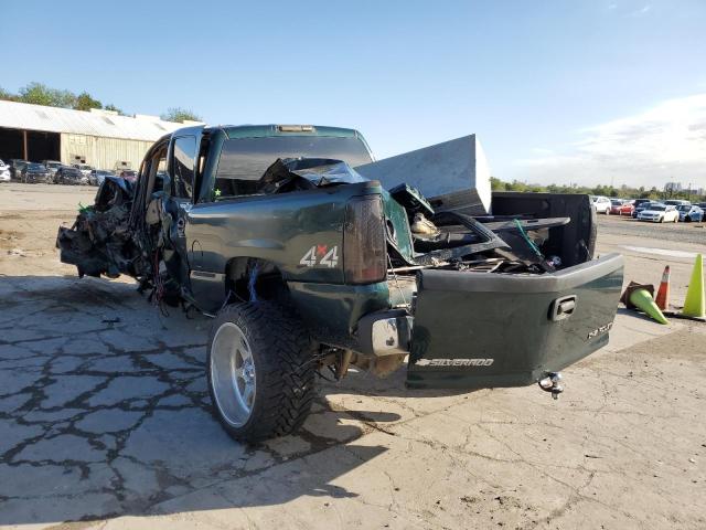 1GCHK23154F100868 - 2004 CHEVROLET SILVERADO K2500 HEAVY DUTY GREEN photo 3