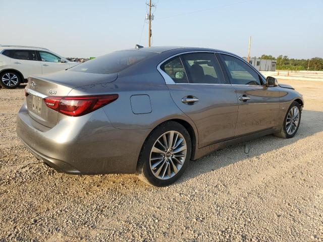 JN1EV7APXJM590247 - 2018 INFINITI Q50 LUXE GRAY photo 3