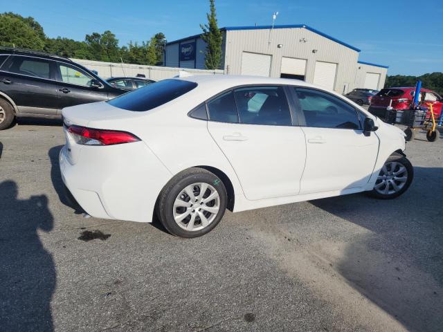 5YFB4MDE2SP243103 - 2025 TOYOTA COROLLA LE 白色 照片 3