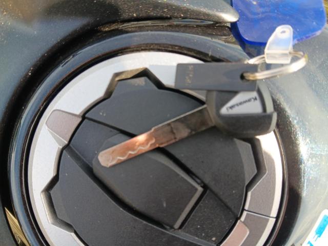 ML5EXER10SDAF6275 - 2025 KAWASAKI EX650 R BLACK photo 8