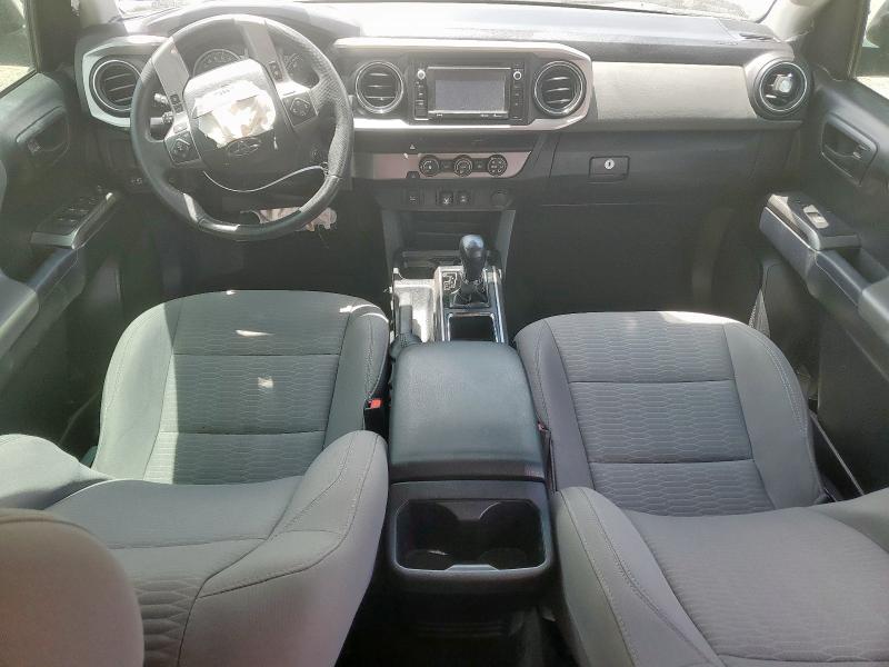 5TFAZ5CN1KX080076 - 2019 TOYOTA TACOMA DOUBLE CAB Сріблястий фото 8